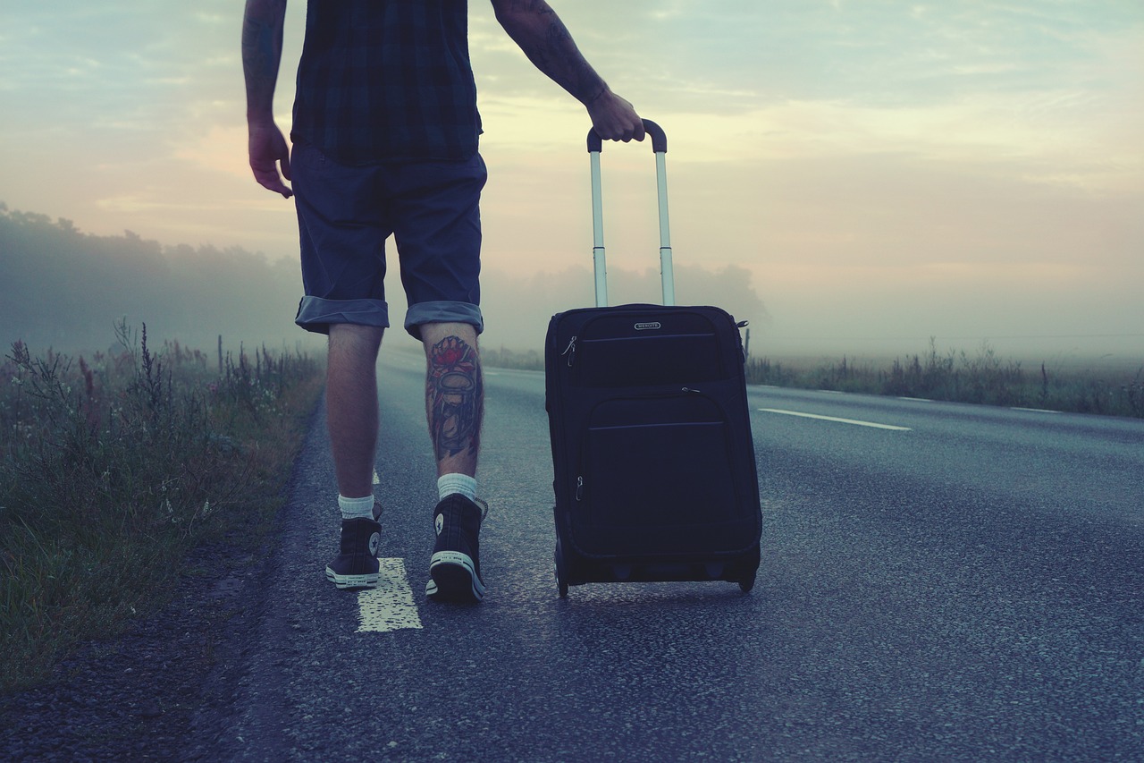 Back to routine: 10 not-so-boring ways to survive post-vacation 🛣️